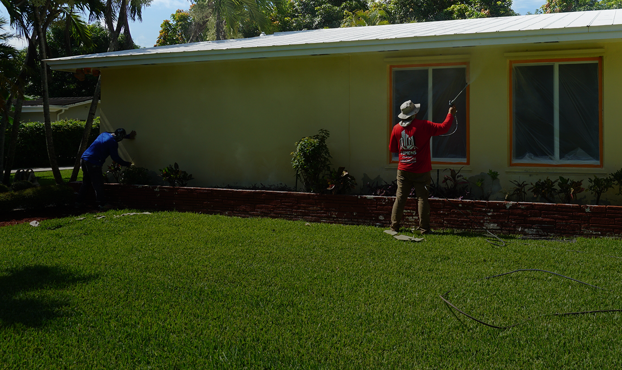 Exterior painting services for Florida homes and buildings
